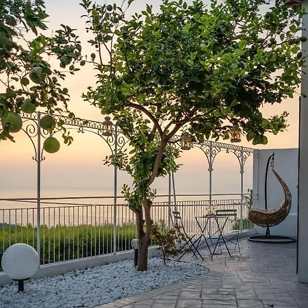 La Pagaia Sorrento Coast *